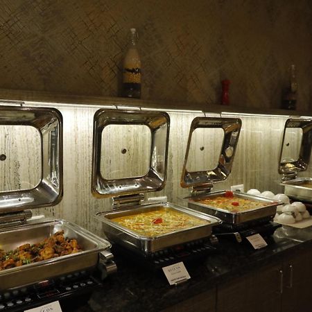 Anaya Beacon Hotel, Jamnagar Exterior photo