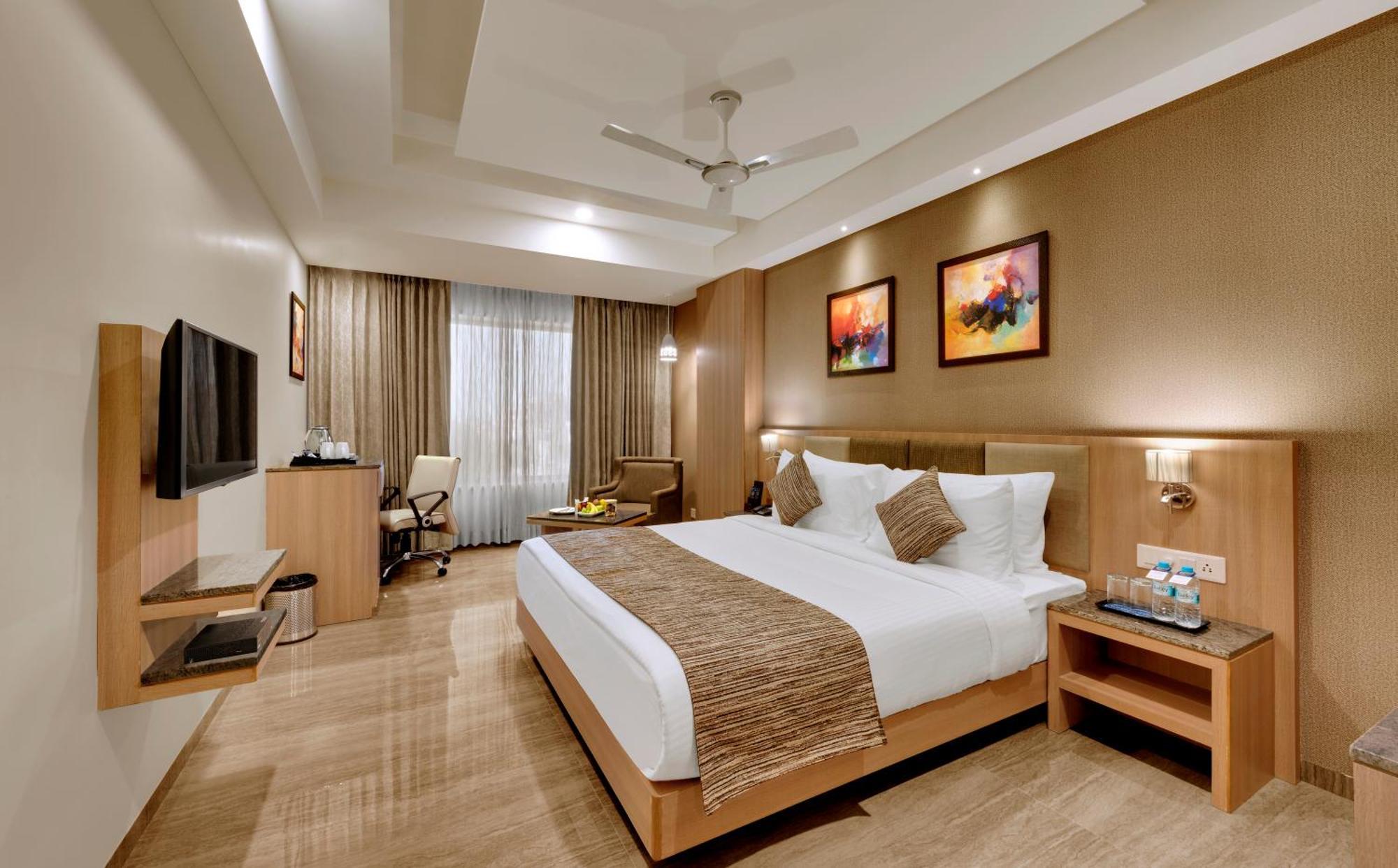 Anaya Beacon Hotel, Jamnagar Room photo